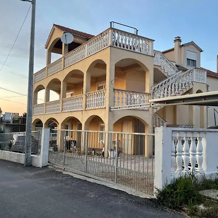 Apartment M&m